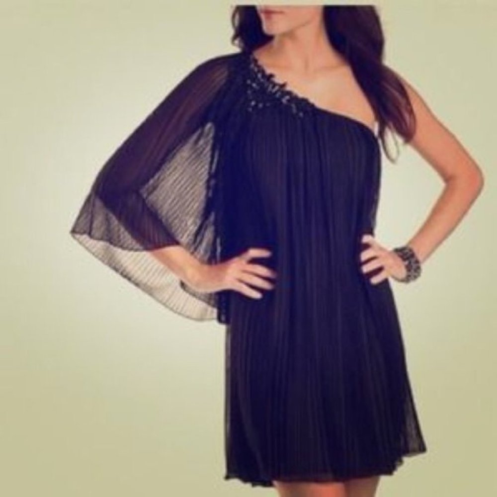 Bisou Bisou One Shoulder Dress M
